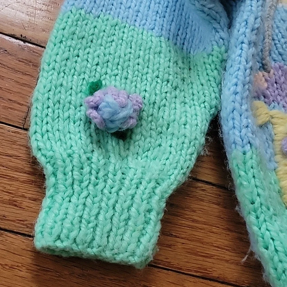 Hot Air Balloon Knit Sweater - Picture 4 of 6